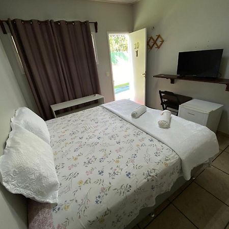 Pousada Novo Airao Hotell Eksteriør bilde